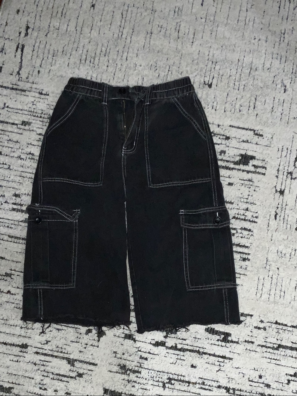 SHEIN Black Cargo Shorts with Contrast Stitching